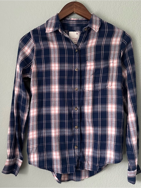 SO Tops - Navy & Pink Plaid Button-Up Shirt